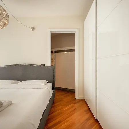 Appartement Ferrucci Luxury 3 Bedrooms *