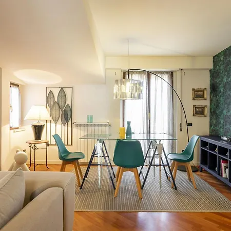 Ferrucci Luxury 3 Bedrooms Milan